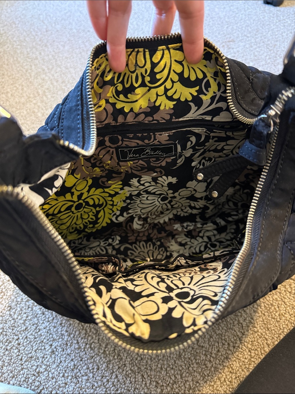 Vera Bradley Retired Baroque Inside Lining Quilted Black Shoulder Hobo Bag Purse - Picture 5 of 5